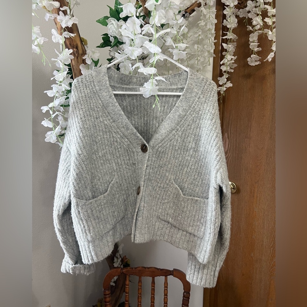 Charlotte Avery cute Big Chunky Sweater